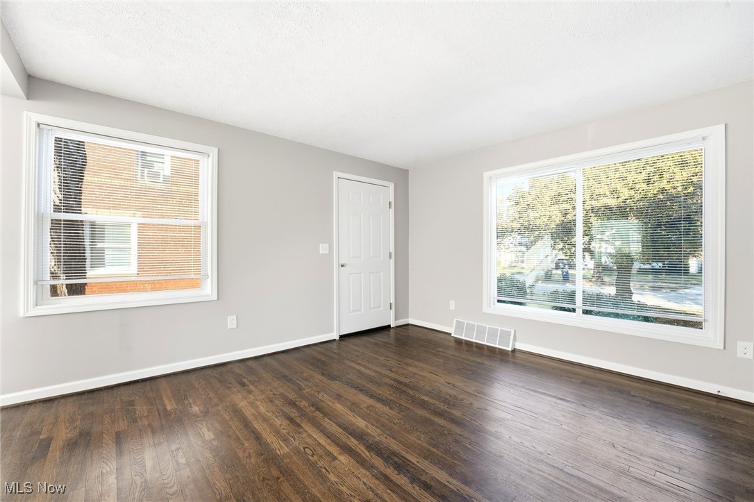 Memphis Villas - Residential