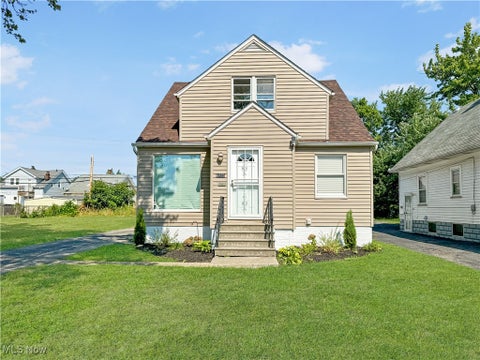 Photo for 4075 E 146th Street