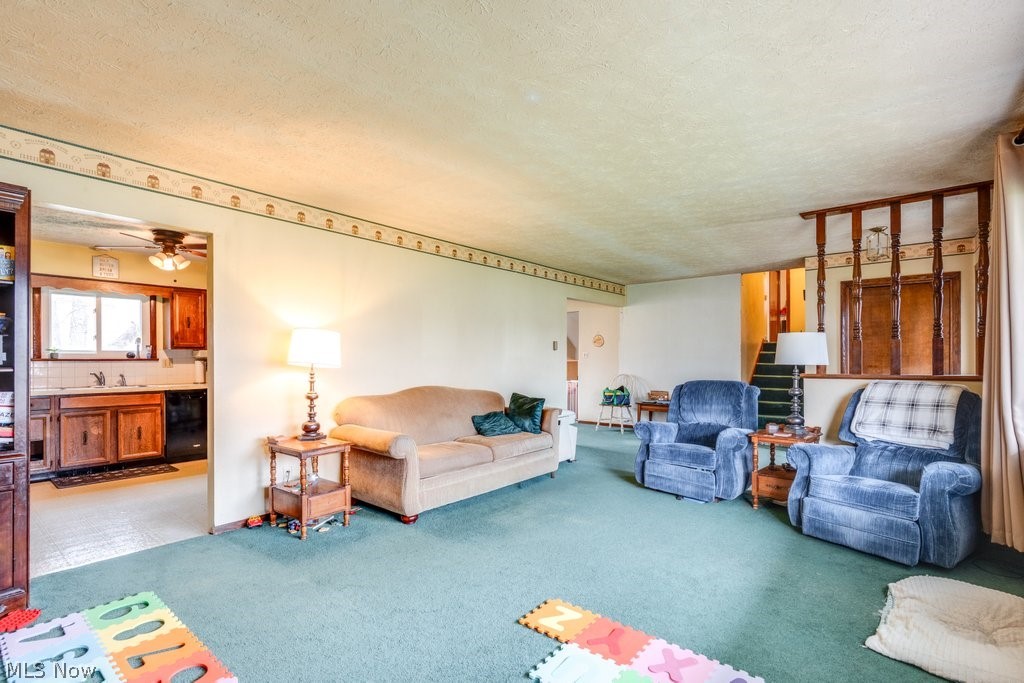 Rolling Hills - Residential