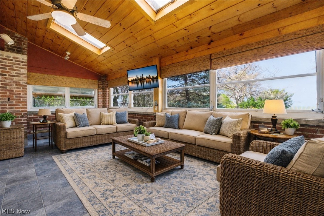 Gilchrists Brookwood Beach Estates - Residential