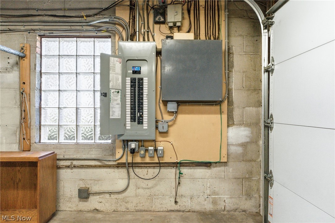 Gilchrists Brookwood Beach Estates - Residential