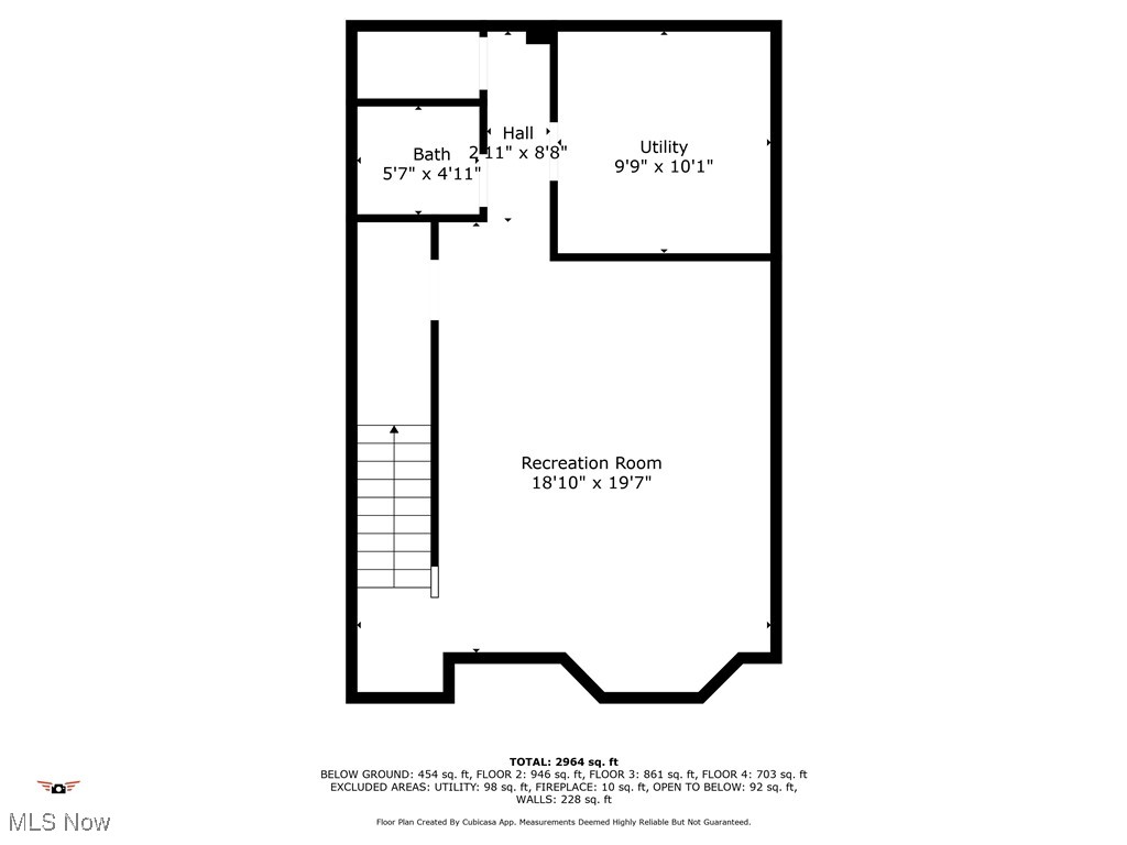Rocky River, Ohio 44116, United States, 3 Bedrooms Bedrooms, ,4 BathroomsBathrooms,Residential,Pending,204594
