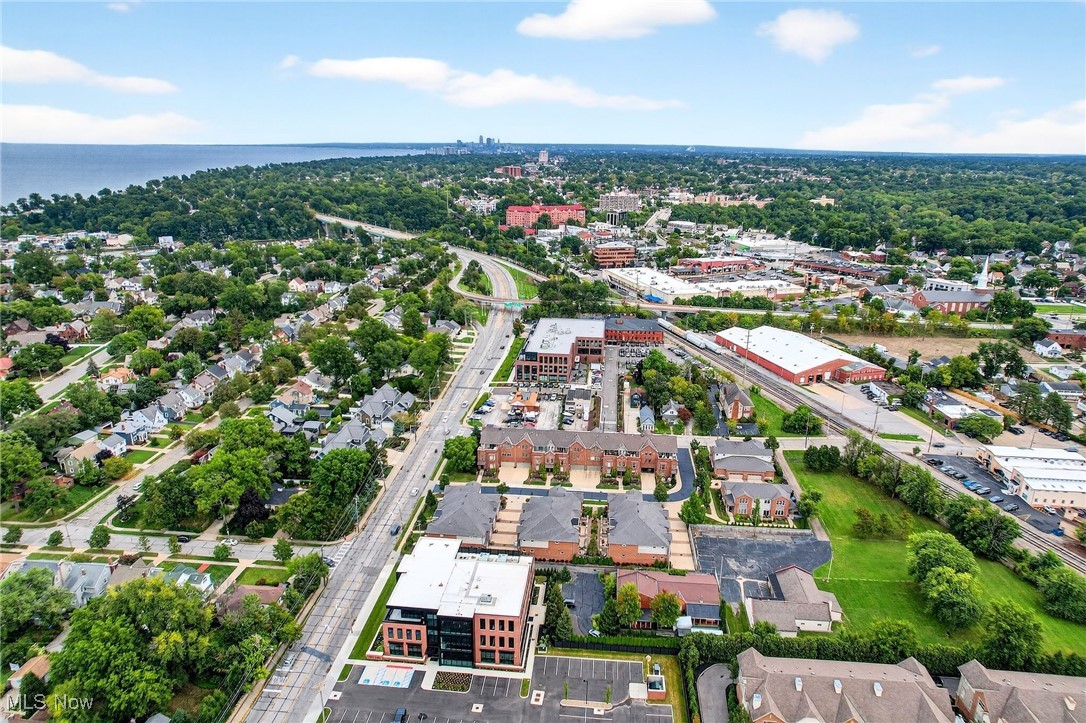 Rocky River, Ohio 44116, United States, 3 Bedrooms Bedrooms, ,4 BathroomsBathrooms,Residential,Pending,204594