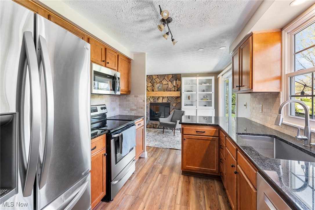 5485 Diana Lynn Drive, Stow, Ohio image 10