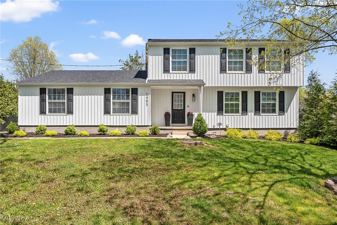 5485 Diana Lynn Drive, Stow, Ohio image 1