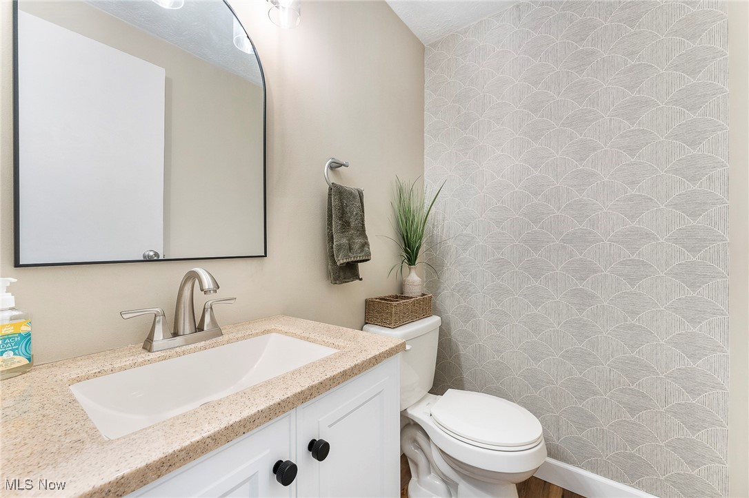 5485 Diana Lynn Drive, Stow, Ohio image 16