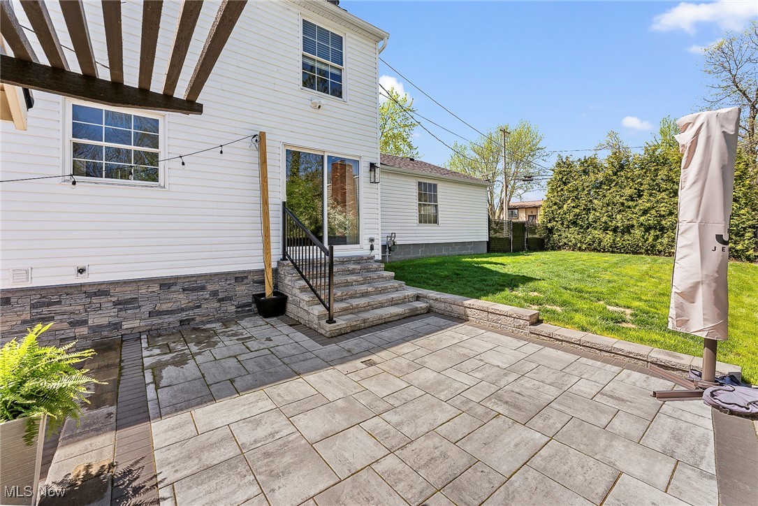 5485 Diana Lynn Drive, Stow, Ohio image 33