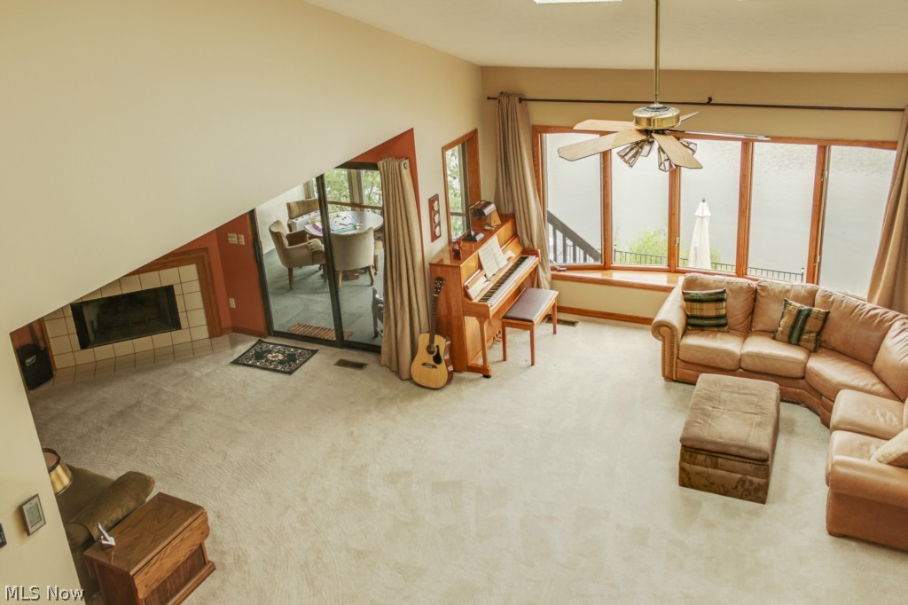 Silver Valley Condo - Residential