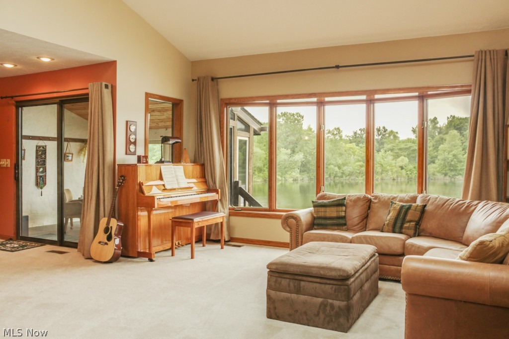 Silver Valley Condo - Residential