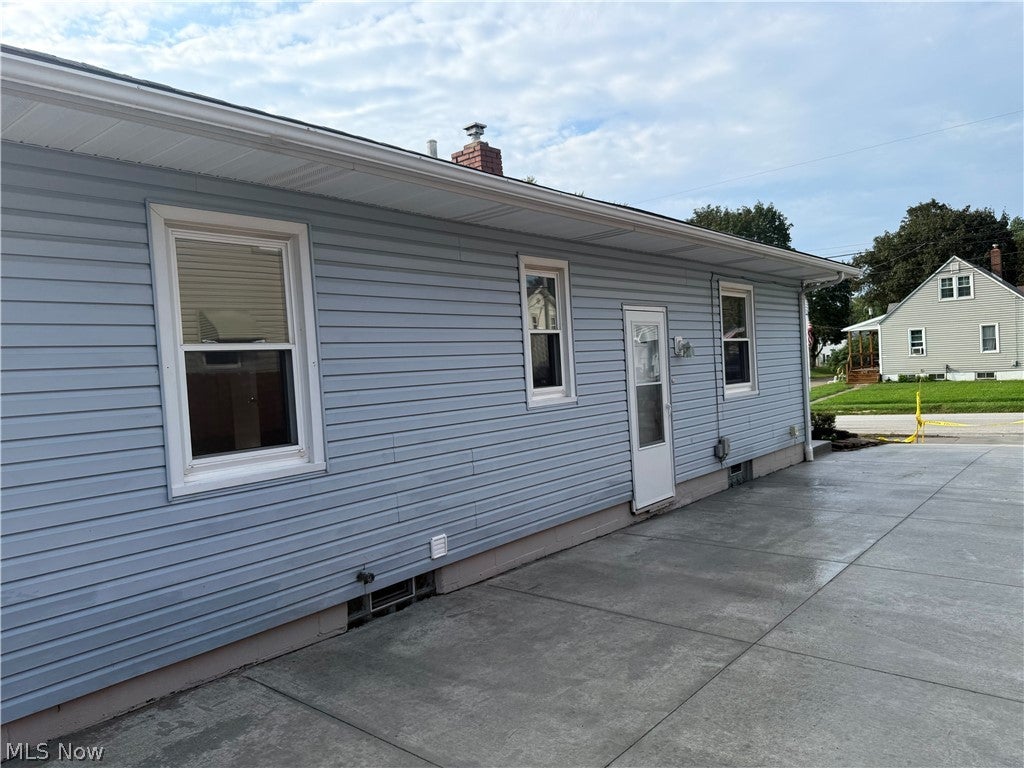 2524 Albrecht Avenue