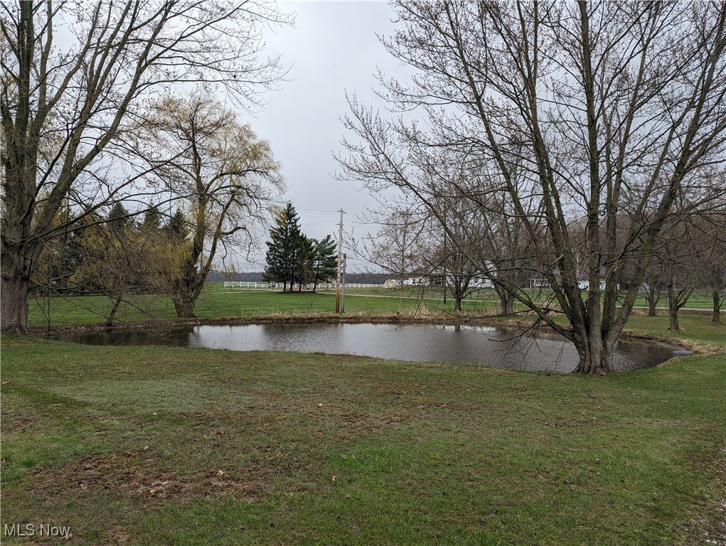14864 Hayes Road, Middlefield, Ohio image 37