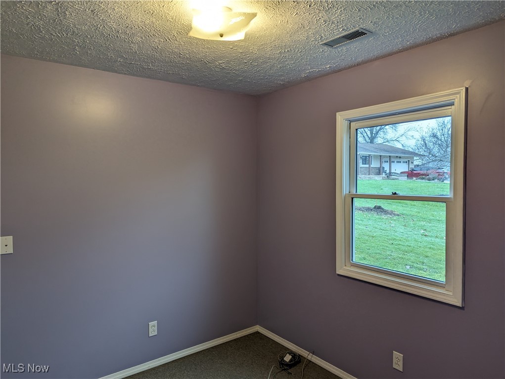 14864 Hayes Road, Middlefield, Ohio image 20