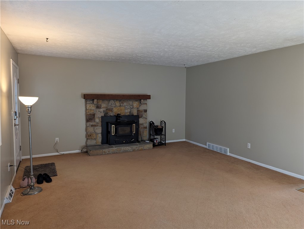 14864 Hayes Road, Middlefield, Ohio image 2
