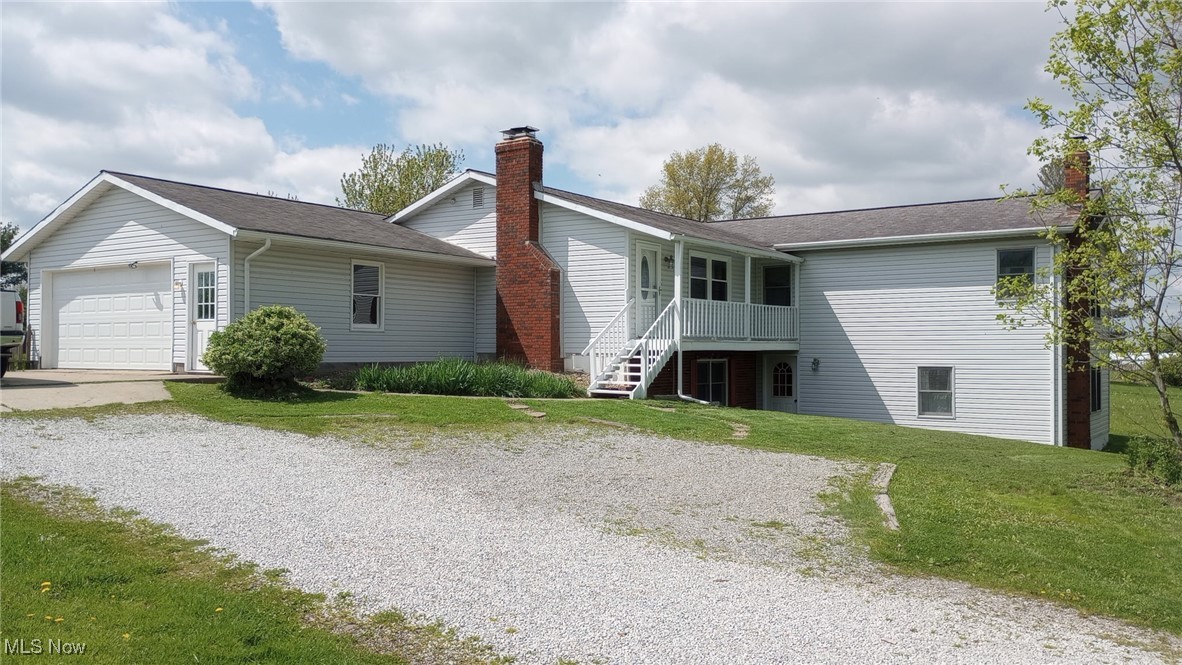 14864 Hayes Road, Middlefield, Ohio image 2