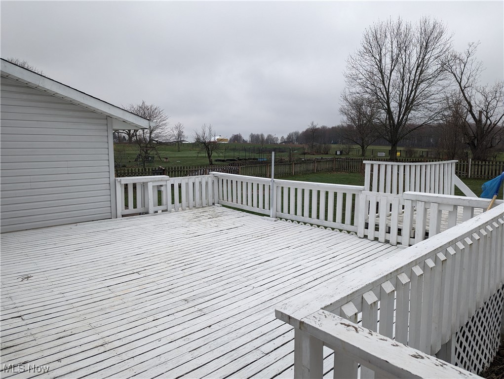 14864 Hayes Road, Middlefield, Ohio image 9