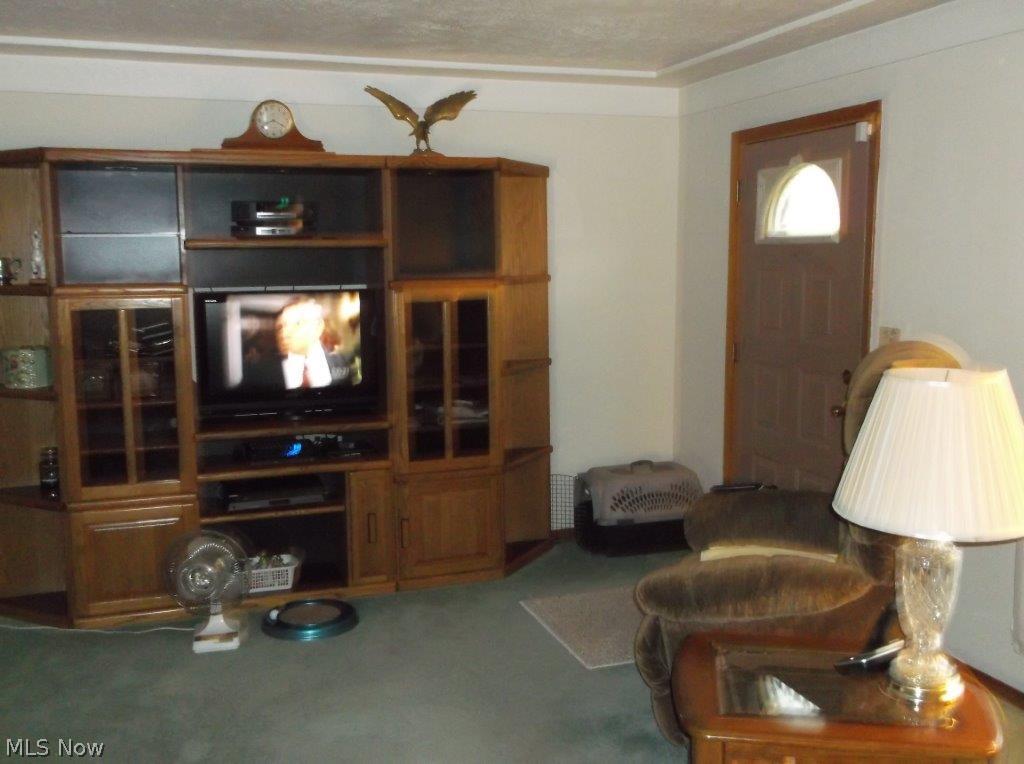 J & R Bldg Co - Residential