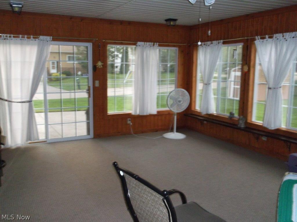 J & R Bldg Co - Residential