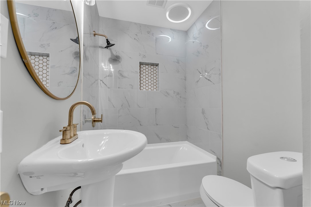 Quaker Heights - Residential Lease