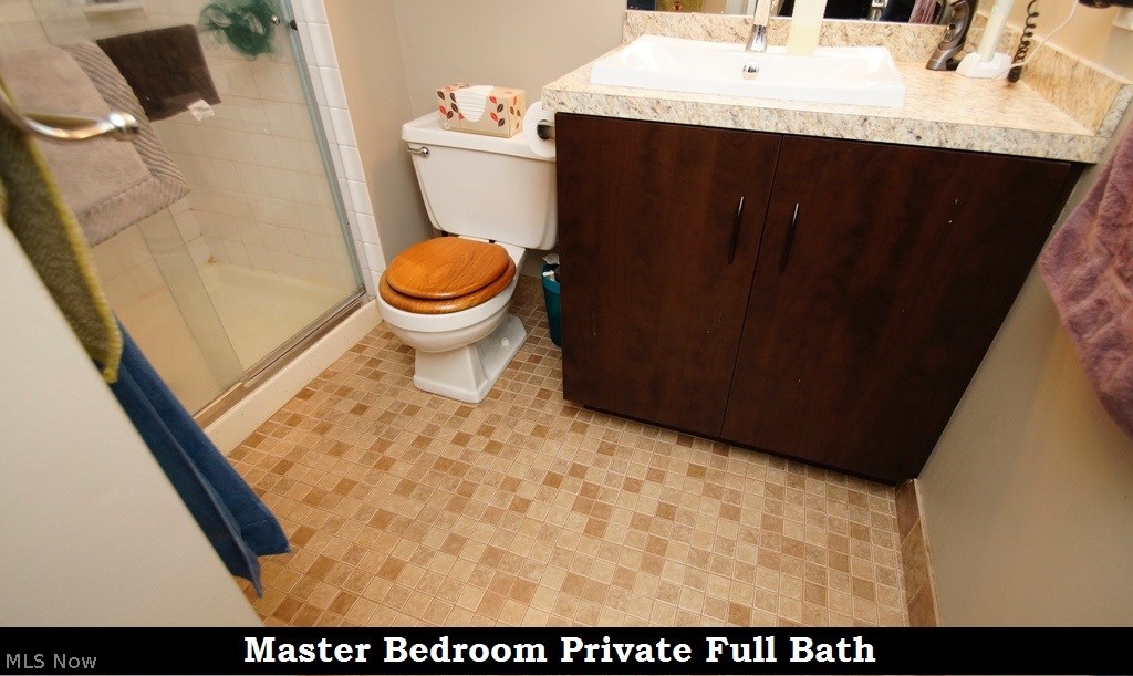 Raintree Condo - Residential