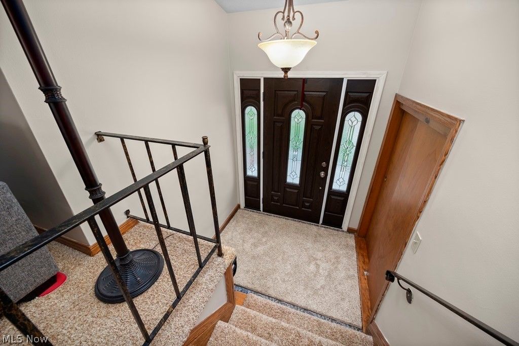 Photo of 6419 Hollywood Drive, Parma, OH 44129 (MLS # 5204747)