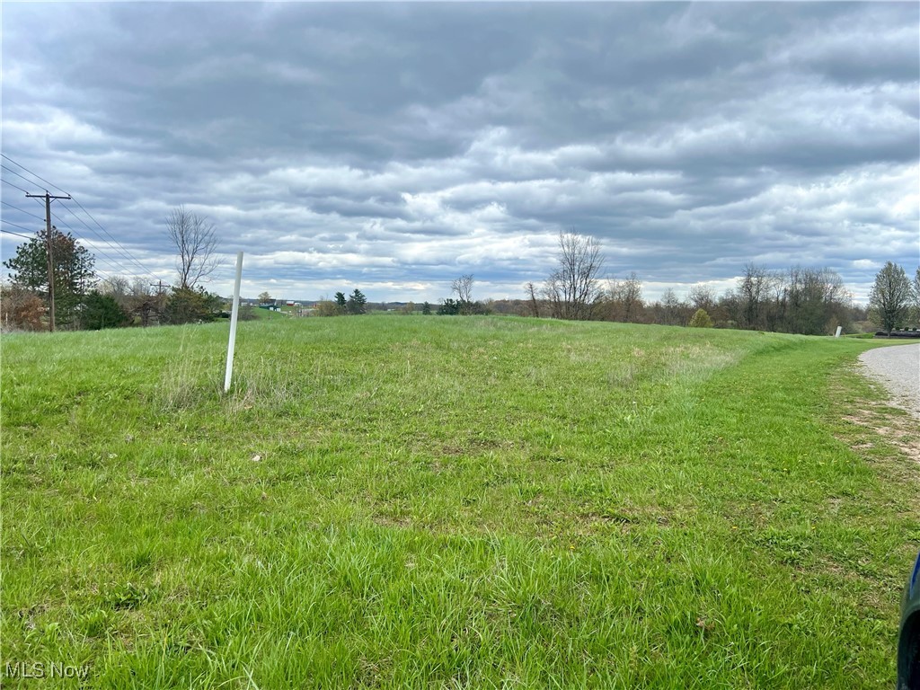 E Hawthorn Drive, Mcconnelsville, Ohio image 10