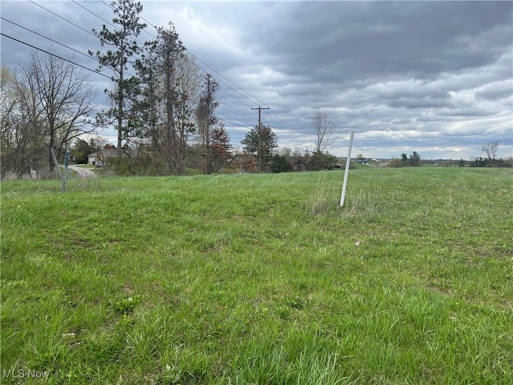 E Hawthorn Drive, Mcconnelsville, Ohio image 8