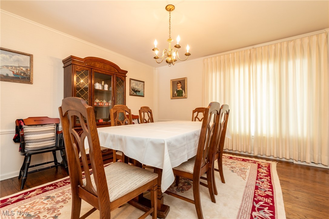 25102 Wimbledon Road, Beachwood, Ohio image 6