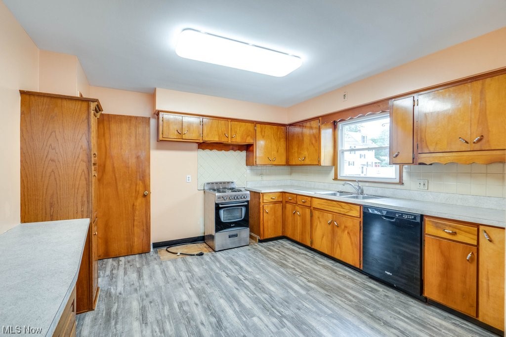 William A Johnstons Allenside - Residential