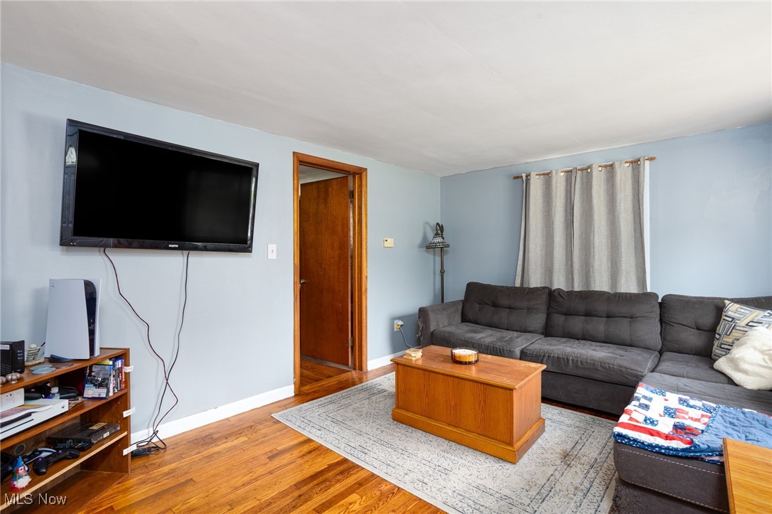 140 3rd Street, Wadsworth, Ohio image 3