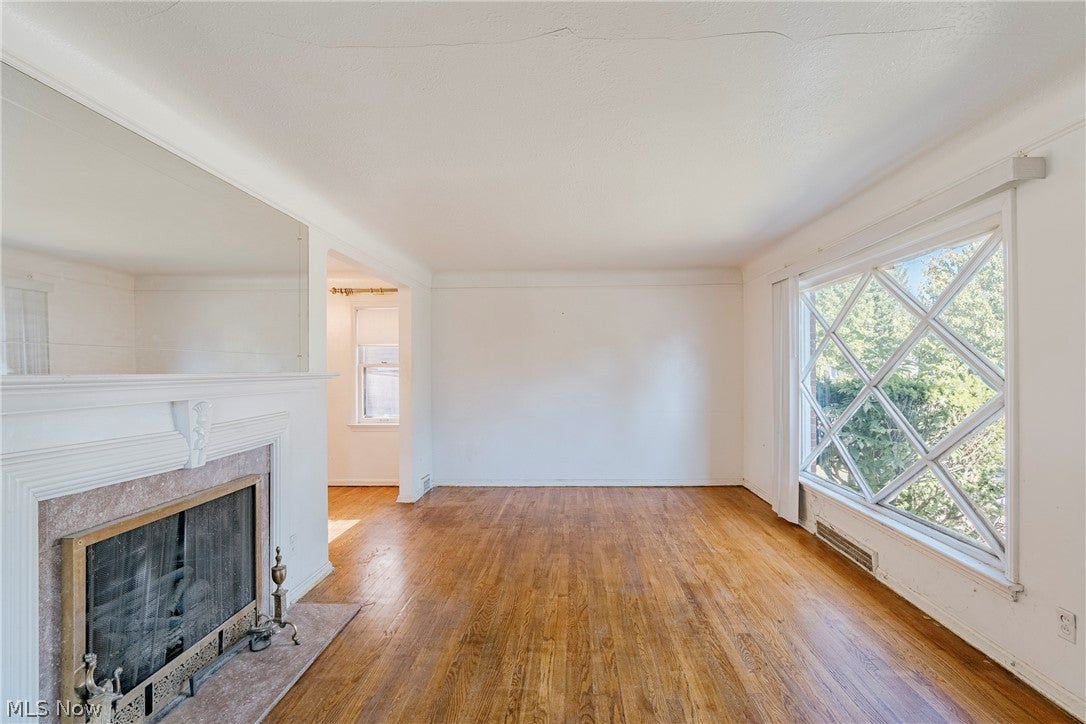 3826 Grosvenor Road