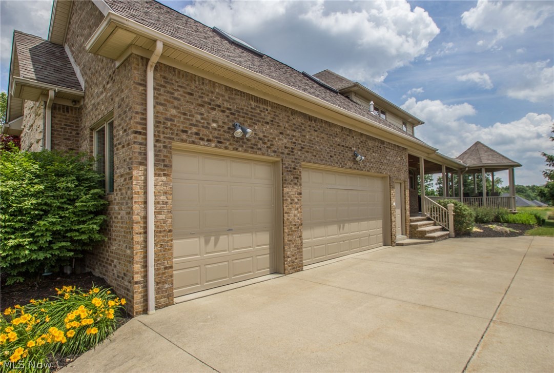 Fox Meadow - Residential