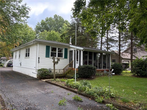 Homes For Sale - 920 Morris Avenue<br/> Salem, OH 44460