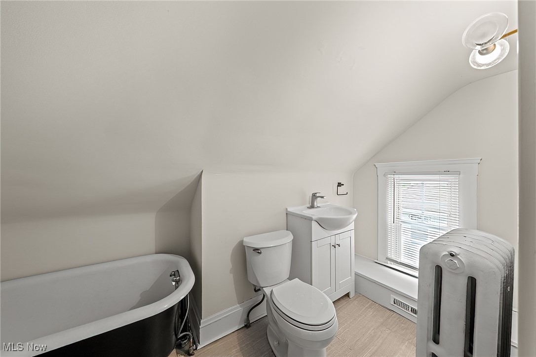 Shaker Heights, Ohio 44120, United States, 4 Bedrooms Bedrooms, ,3 BathroomsBathrooms,Residential,Active,143902