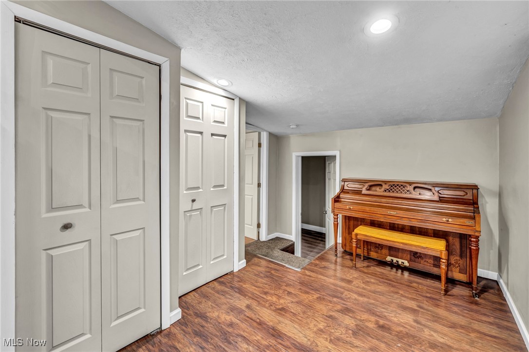 Crescent - Residential