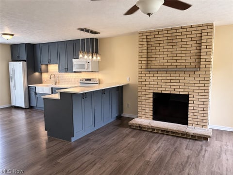 Tiny photo for 6904 Atlantic Boulevard NE, Louisville, OH 44641 (MLS # 5255386)