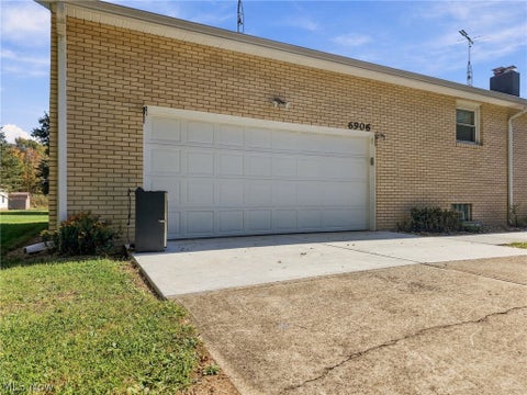 Tiny photo for 6904 Atlantic Boulevard NE, Louisville, OH 44641 (MLS # 5255386)