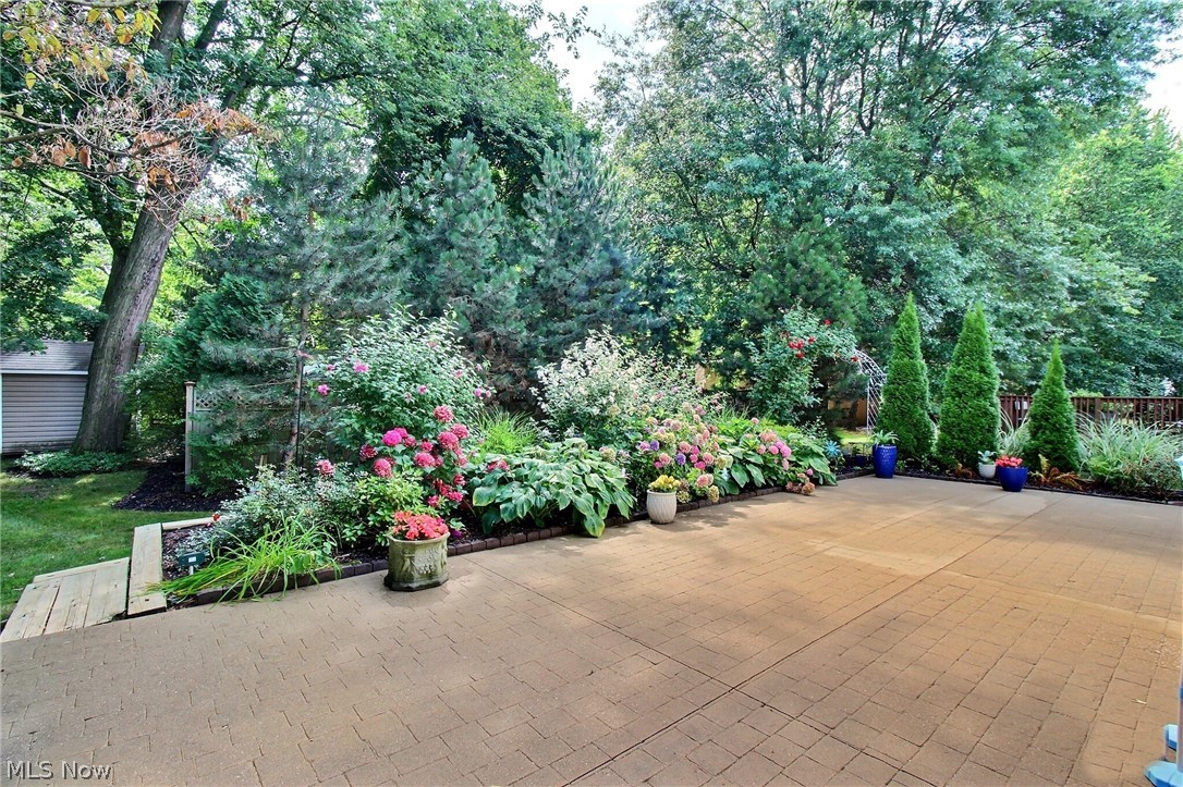 Bratenahl - Residential