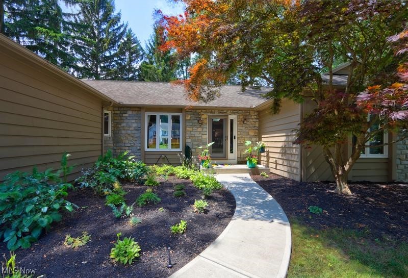 208 Westwind Drive