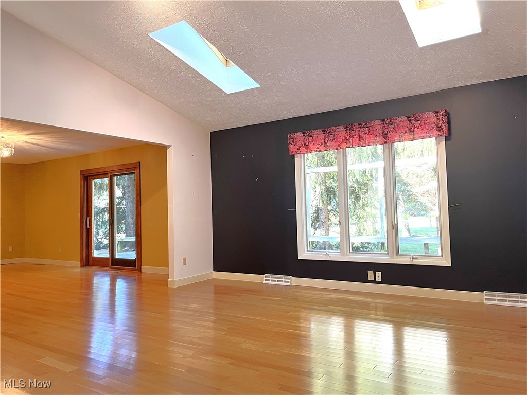 208 Westwind Drive