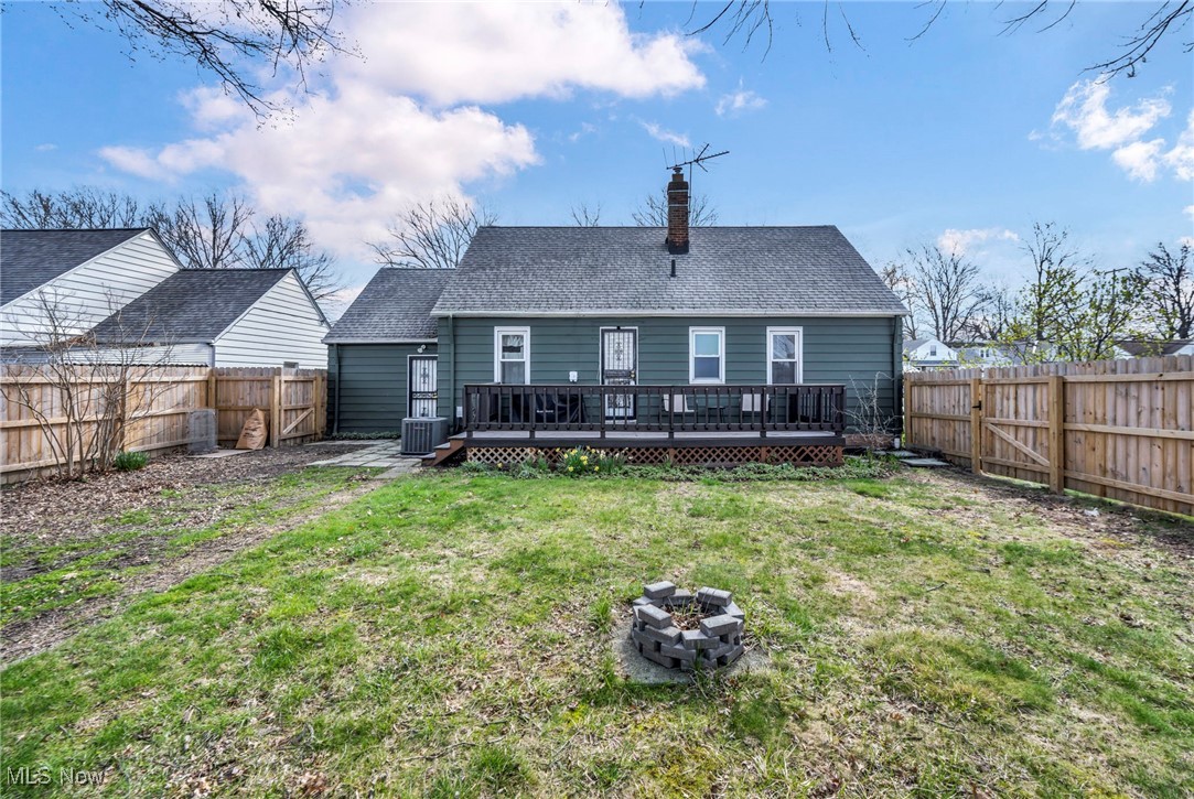 310 E 255th Street, Euclid, Ohio image 38