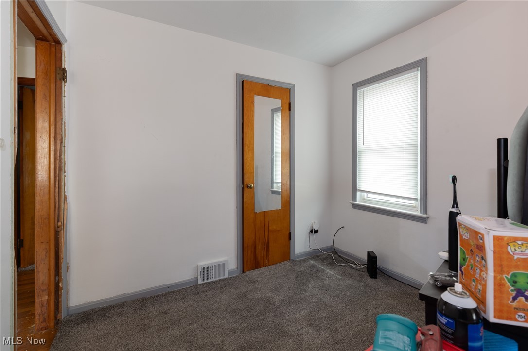 13704 Maple Leaf Drive, Garfield Heights, Ohio image 17