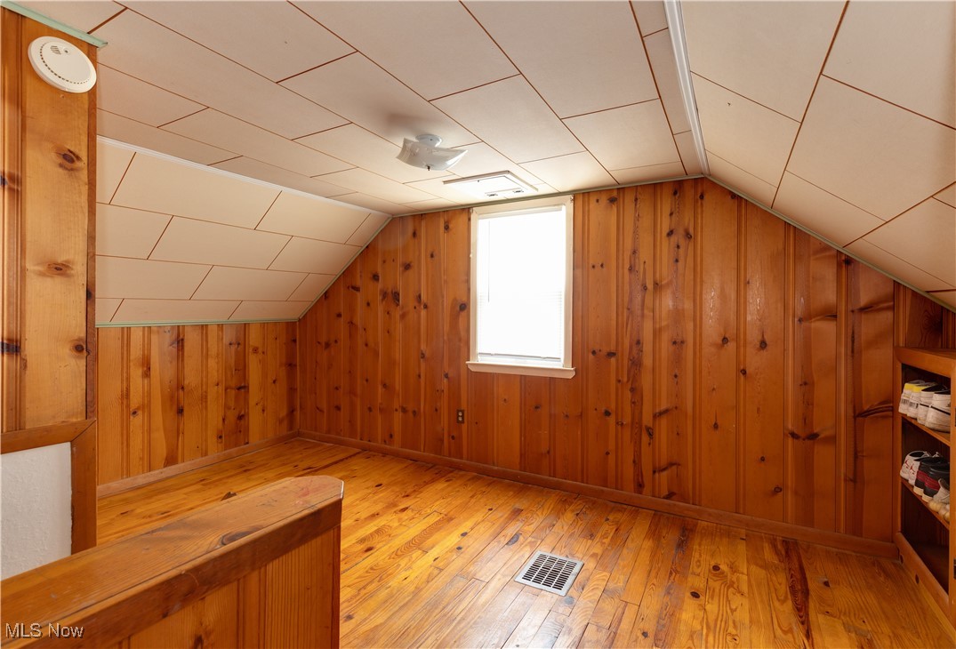 13704 Maple Leaf Drive, Garfield Heights, Ohio image 27
