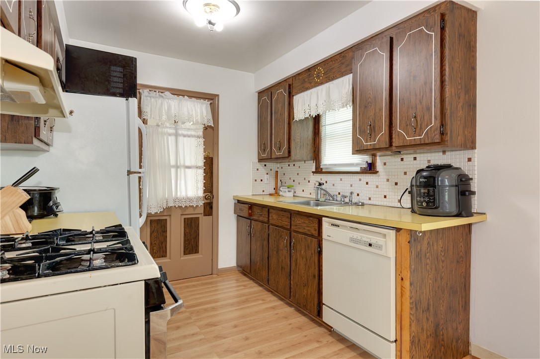 13704 Maple Leaf Drive, Garfield Heights, Ohio image 14