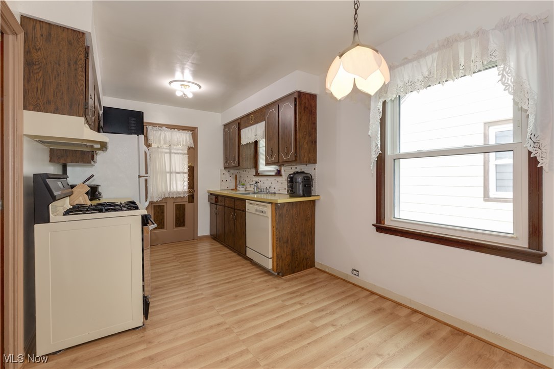 13704 Maple Leaf Drive, Garfield Heights, Ohio image 12
