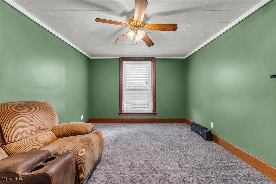 Village/New London - Residential