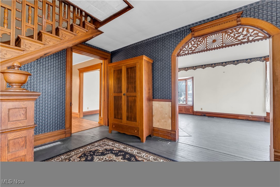 Village/New London - Residential