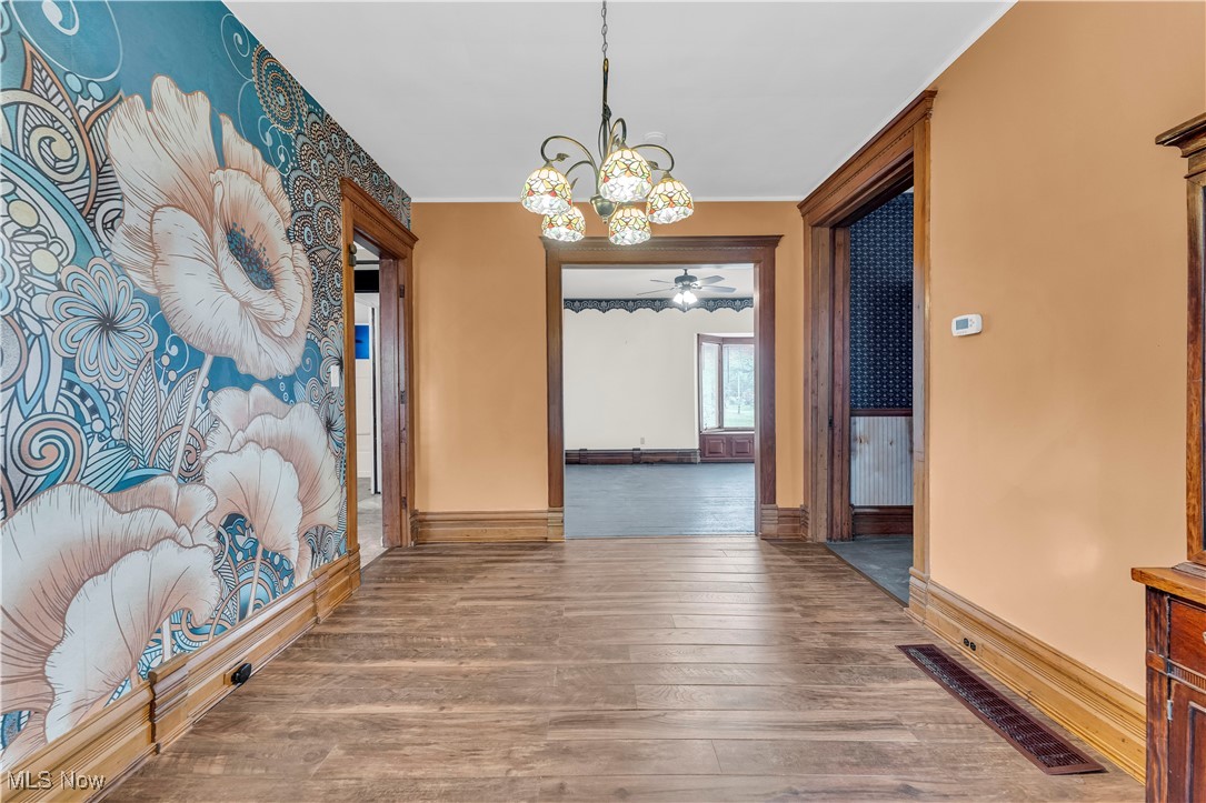 Village/New London - Residential