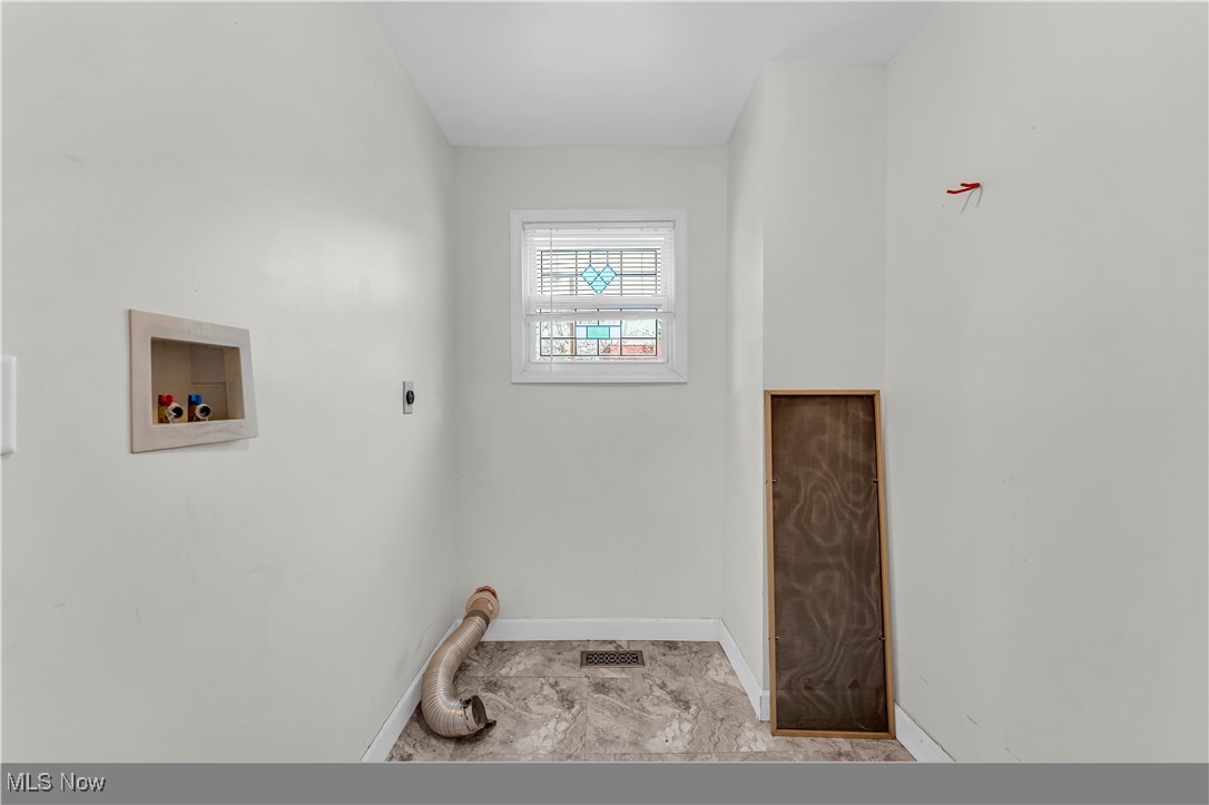 Village/New London - Residential