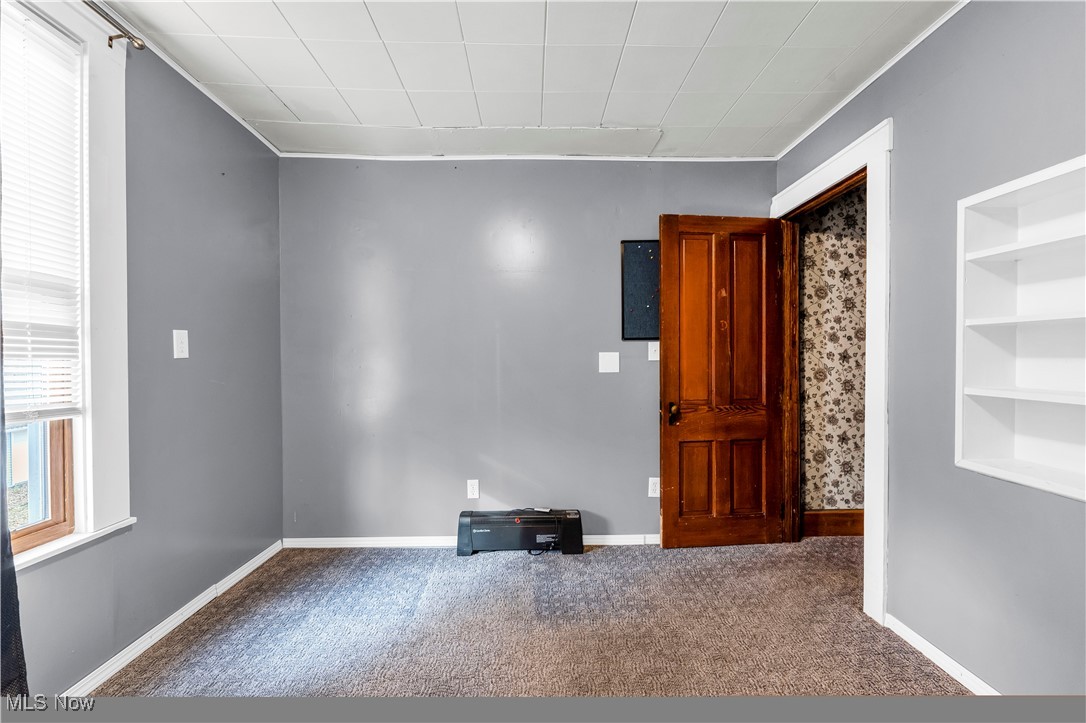 Village/New London - Residential