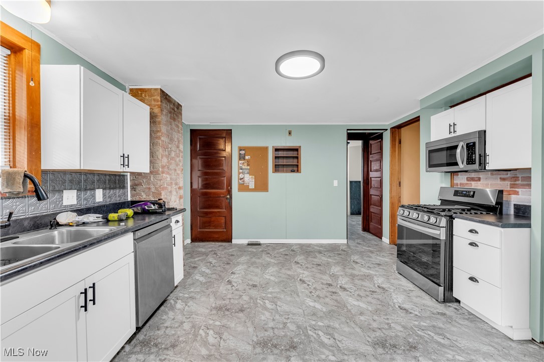 Village/New London - Residential